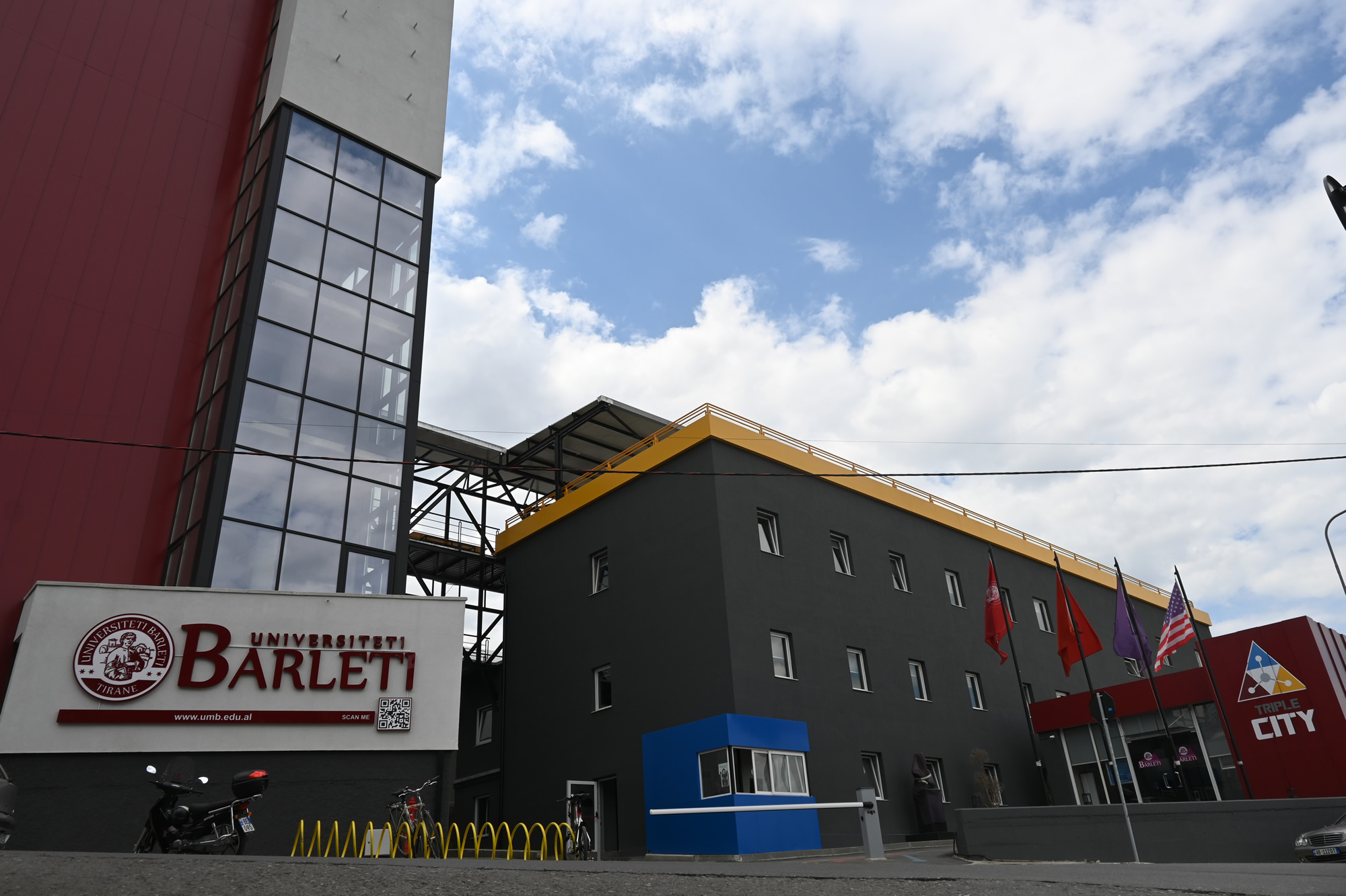 Barleti University campus